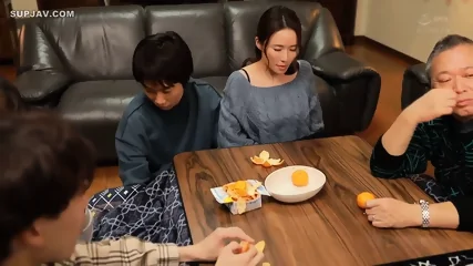 Japanese Mom & Step Son Yuka Mizuno - [Decensored] - Video Porno Gratuite HD | Jeux de Rue