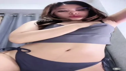 Slim Teen Webcam Masturbation 23 - Vidéo premium HD - Amateur | X-Casting