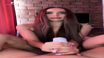 This Stunning Brunette Is Greedily Swallowing A Hard Cock, While Her Tight Pussy Gets A Relentless Pounding. Hope She Didn't Skip Dessert; She's  Get A Mouthful - Video Porno Gratuite HD | X-Casting