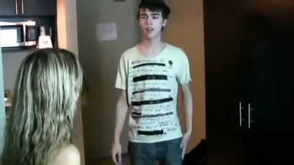 Taboo! 18yo stepson cums inside his sexy divorced stepmom while nobody home - Vidéo premium HD - Amateur | X-Casting