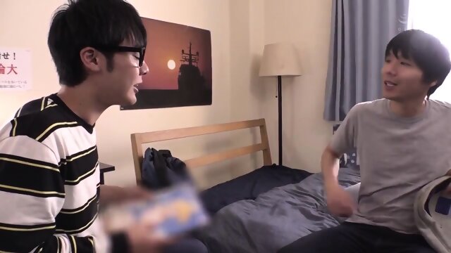 Japanese mother fucks sons friend - Videos Porno Longues - 30 min a 2h | Jeux de Rue