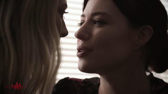 Teacher Jessica Seduced Student Lily - Videos Film X Milf Gratuit Gratuites HD | Jeux de Rue